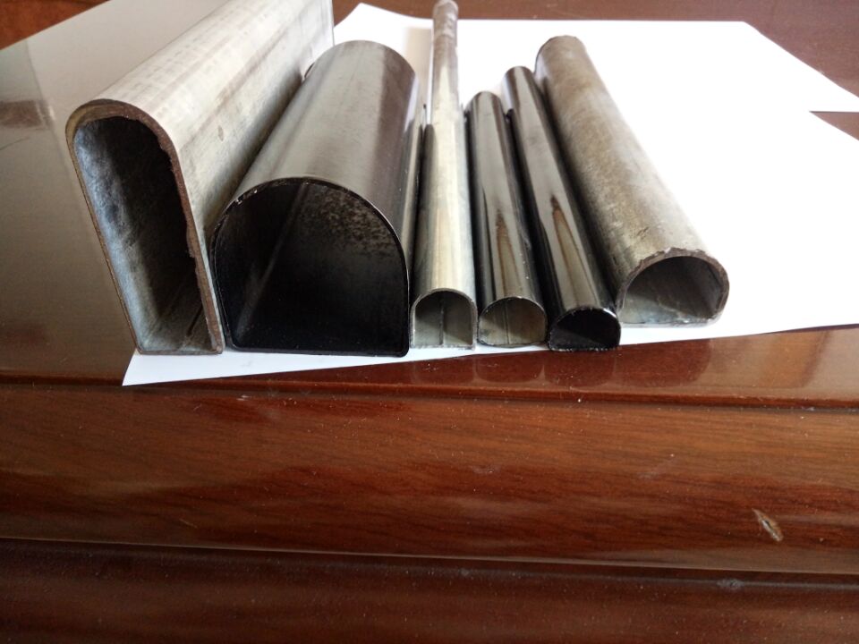 ���ιܺ���